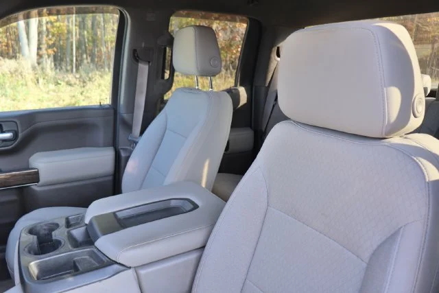 Used 2019 Gray GMC SLE image 11
