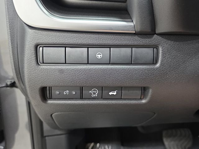 Used 2025 Gray Nissan SV image 26