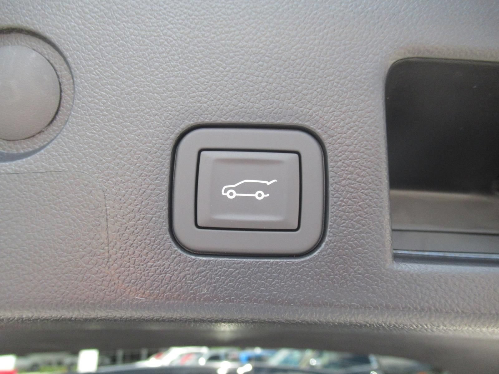 2027 GMC Terrain AT4 - Photo 34