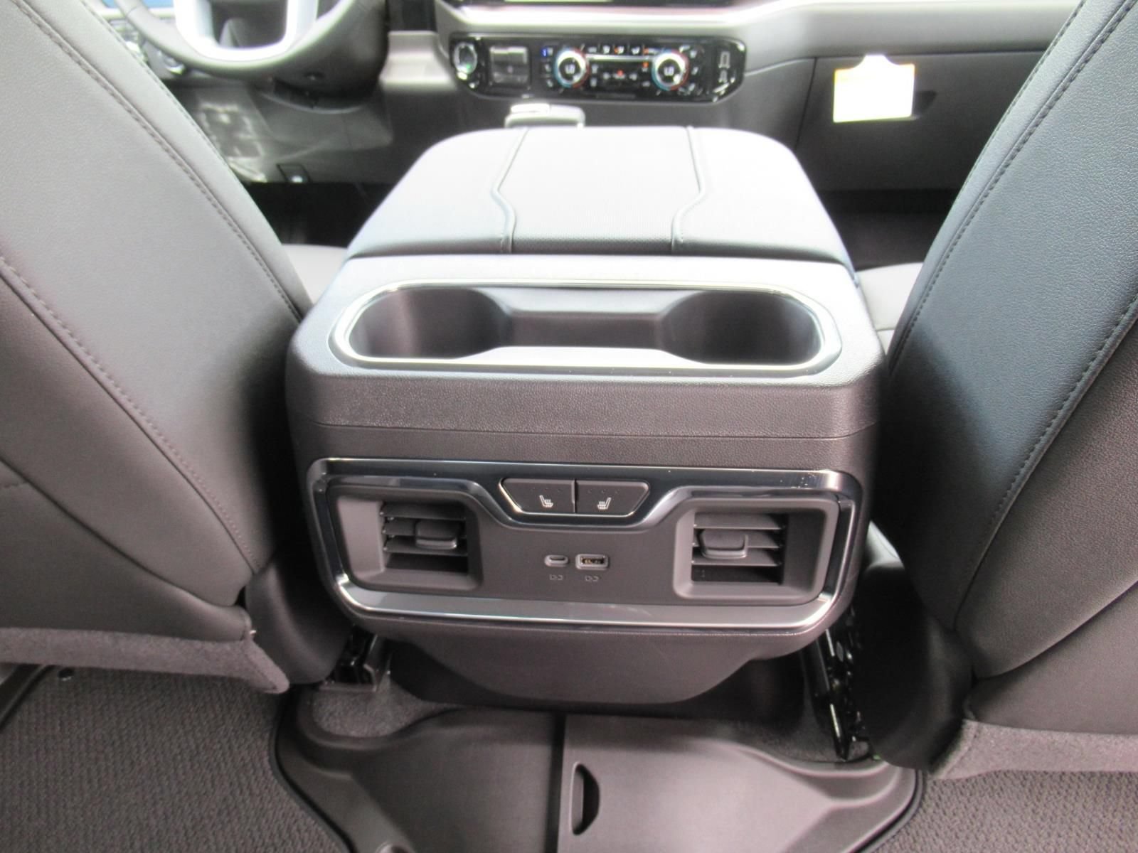 2026 GMC Sierra 1500 SLT - Photo 34