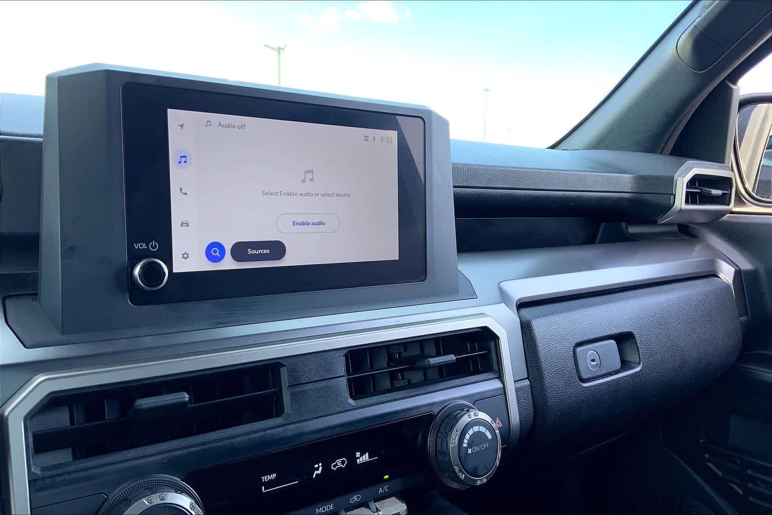 Used 2025 Ice Cap Toyota SR5 image 35