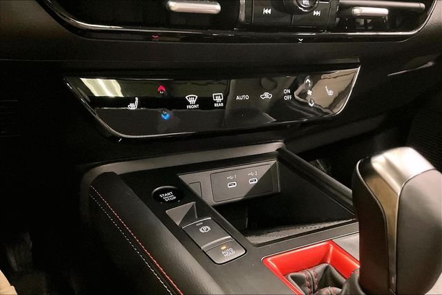 New 2026 Canyon Bronze Nissan SR image 26