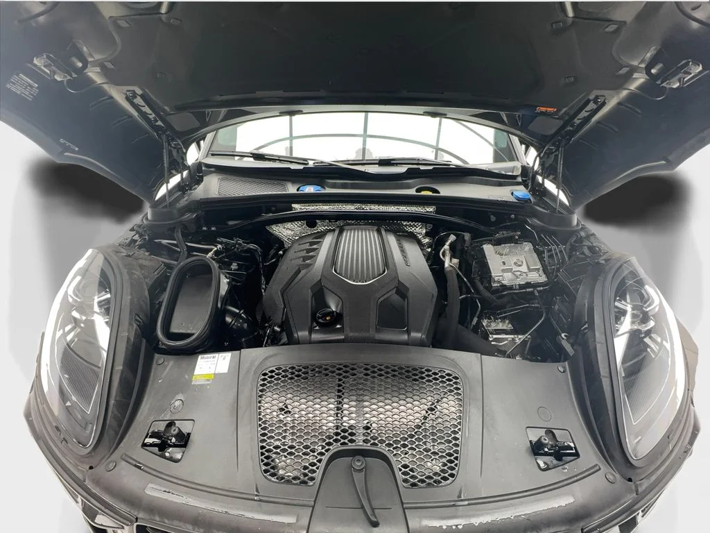 Used 2022 Black Porsche Base image 12