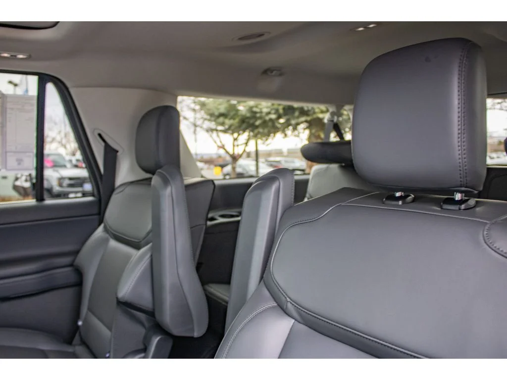 New 2026 GLACIER GRAY METALLIC Ford Active image 42