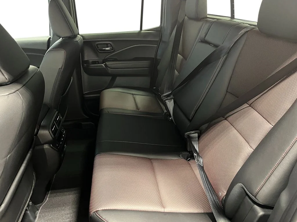 New 2026 Sonic Gray Pearl Honda Black Edition image 28