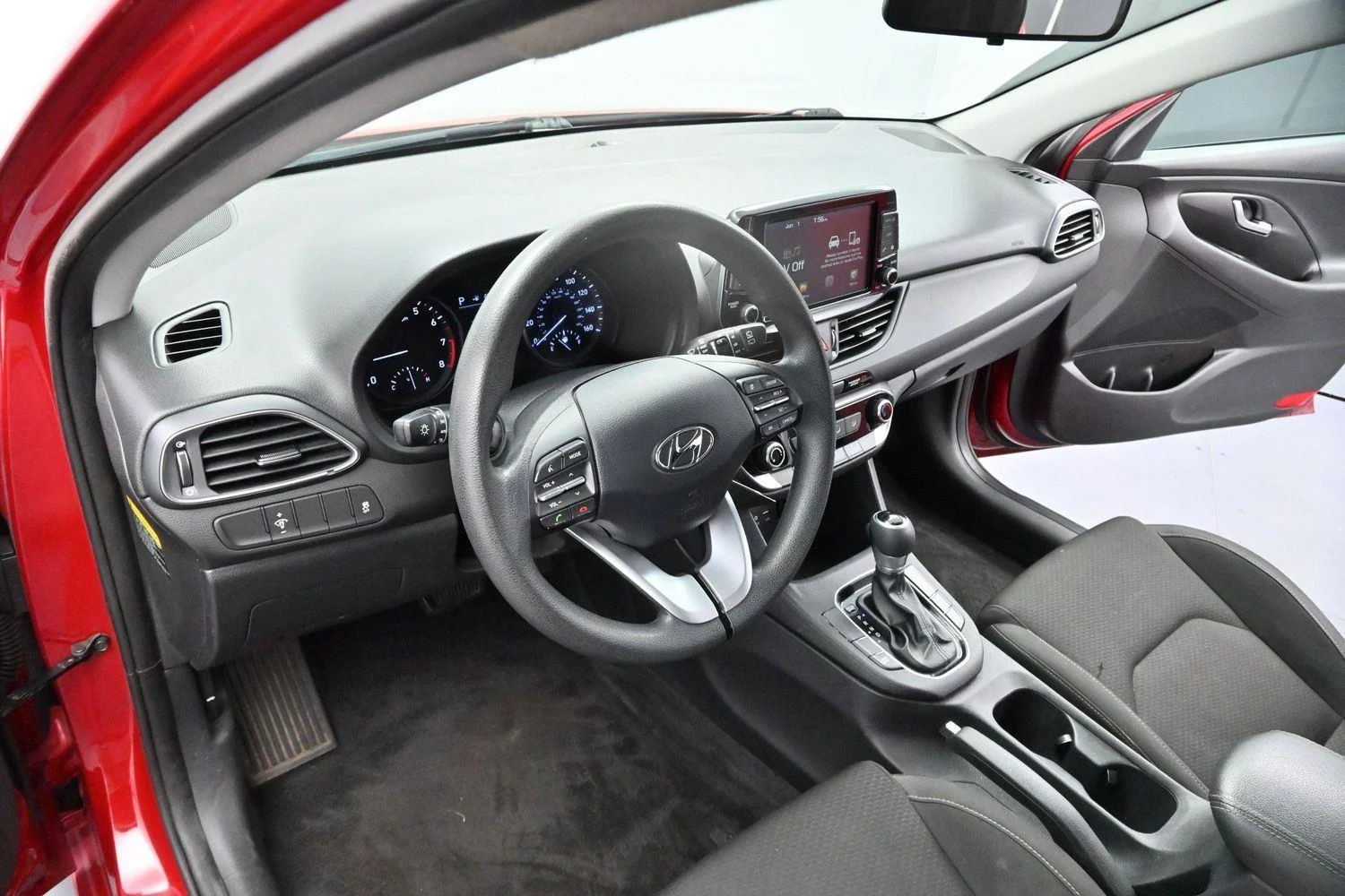 Used 2019 Scarlet Red Pearl Hyundai Auto image 12