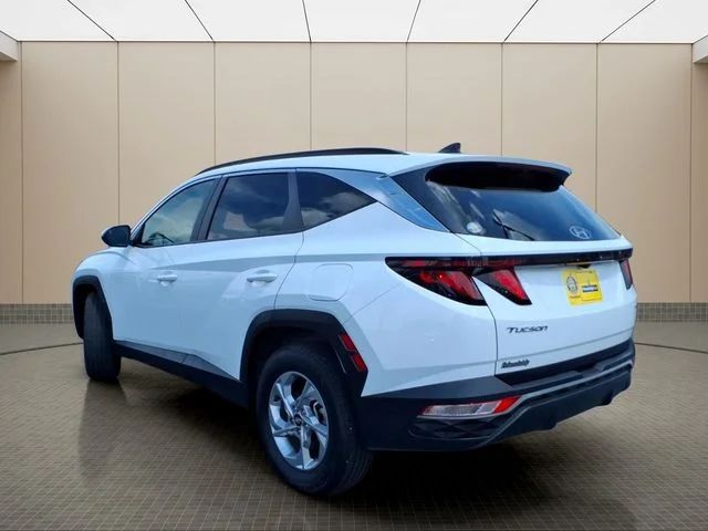 Used 2024 White Hyundai SEL image 10