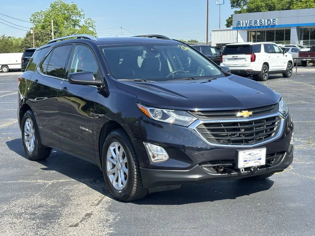 Used 2020 MIDNIGHT BLUE METALLIC Chevrolet LT image 4