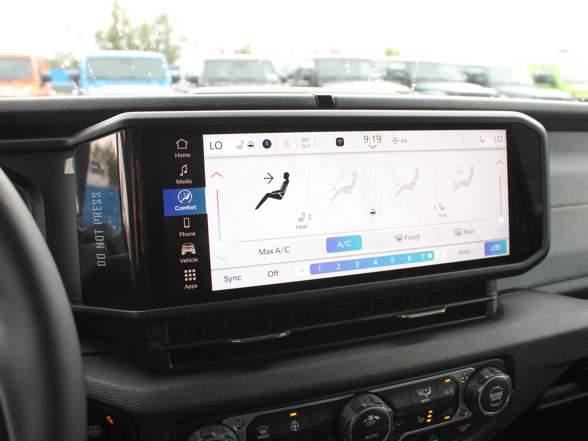 Used 2025 41 Jeep Sport S* 4 Door 4x4, Alpine Audio, Safety Group, Remote Start, Heated Seats image 18