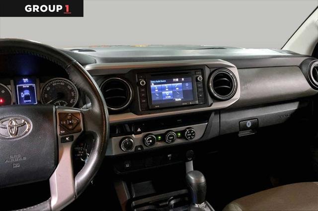 Certified Used 2017 SILVER ME Toyota  image 7