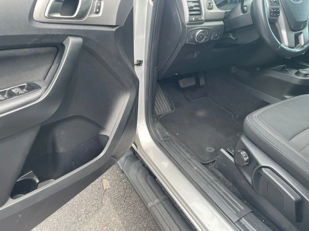 Used 2019 Silver Ford XLT image 12