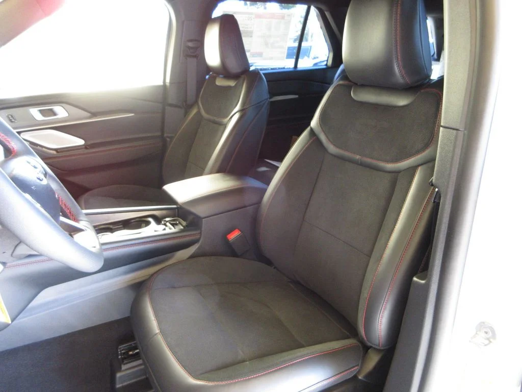 New 2026 Space White Metallic Ford ST image 11