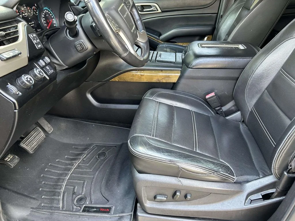 Used 2017 Silver GMC Denali image 14