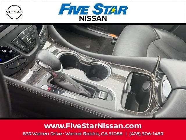 Used 2019 Silver Buick Essence image 10