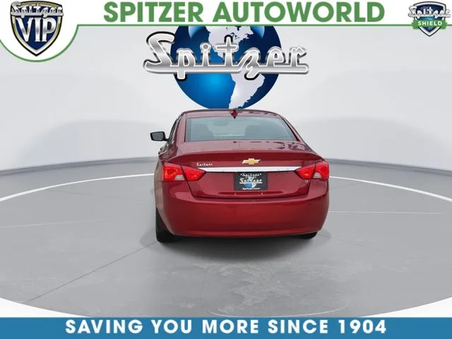 Used 2015 Red Chevrolet LT image 8