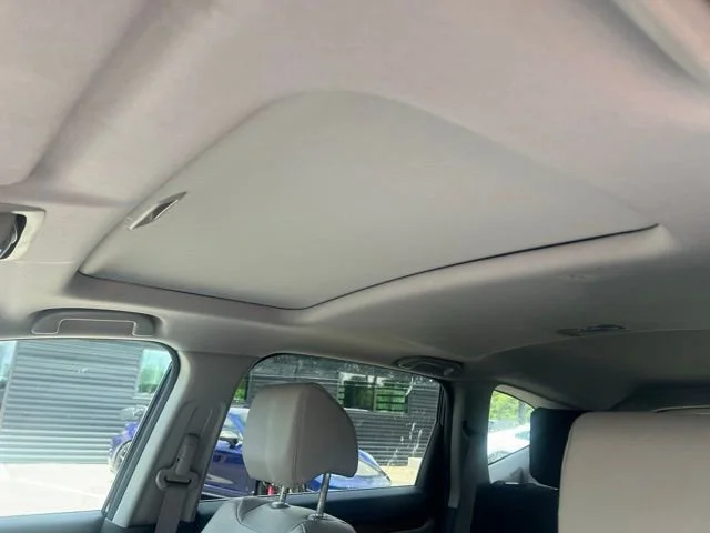 Used 2018 Black Honda EX-L image 6