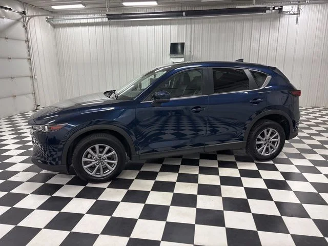 2023 Mazda CX-5 S Select Package Auto AWD's photo