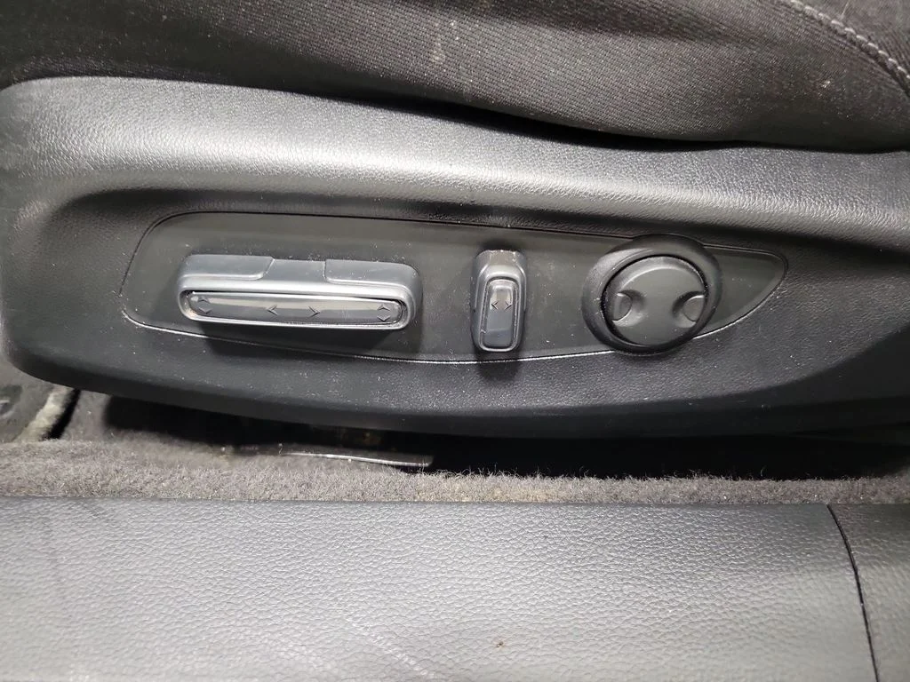 Used 2024 Black Honda EX image 29