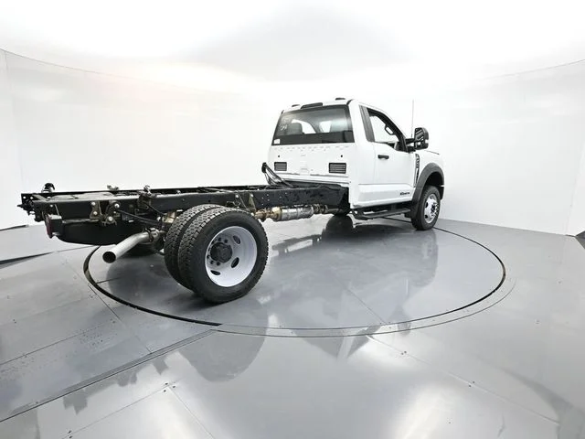 2024 Ford F-450 Super Duty Chassis Cab XL - Photo 7
