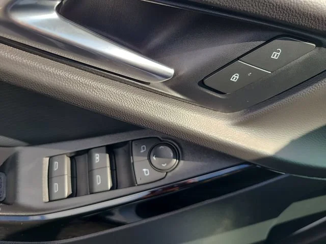 New 2026 Summit White Chevrolet LT image 19