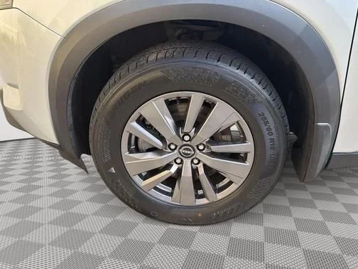 Certified Used 2023 Silver Nissan S image 6