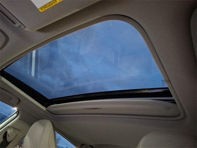 Certified Used 2022 White Toyota SE image 21