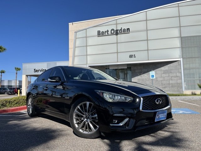 2022 INFINITI Q50 LUXE