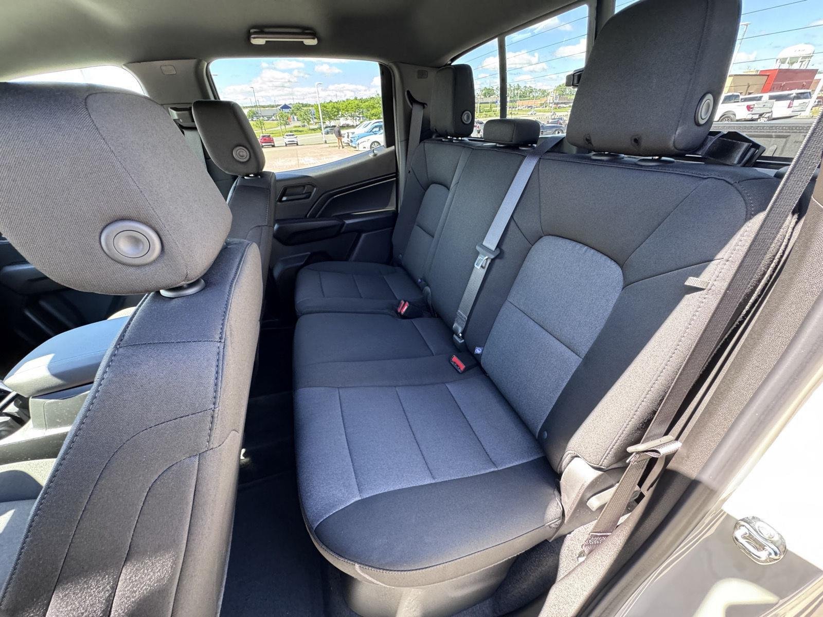 2026 Chevrolet Colorado Trail Boss - Photo 33