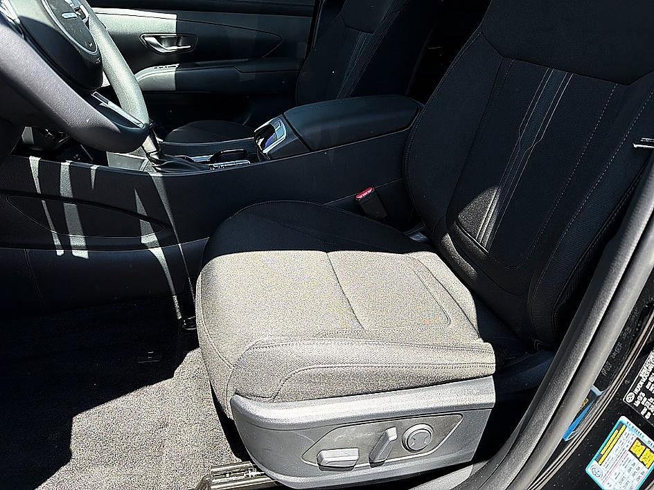 New 2026 Phantom Black Hyundai SEL AWD image 24