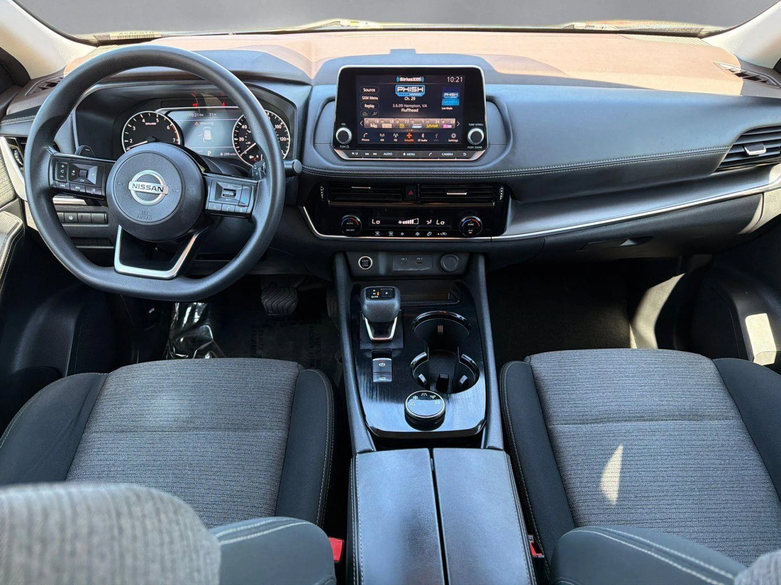 Used 2021 Gun Metallic Nissan SV image 3
