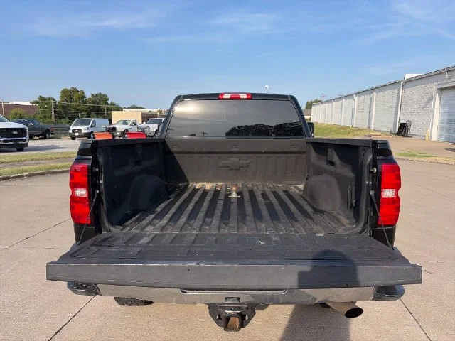 Used 2019 Black Chevrolet LT image 32