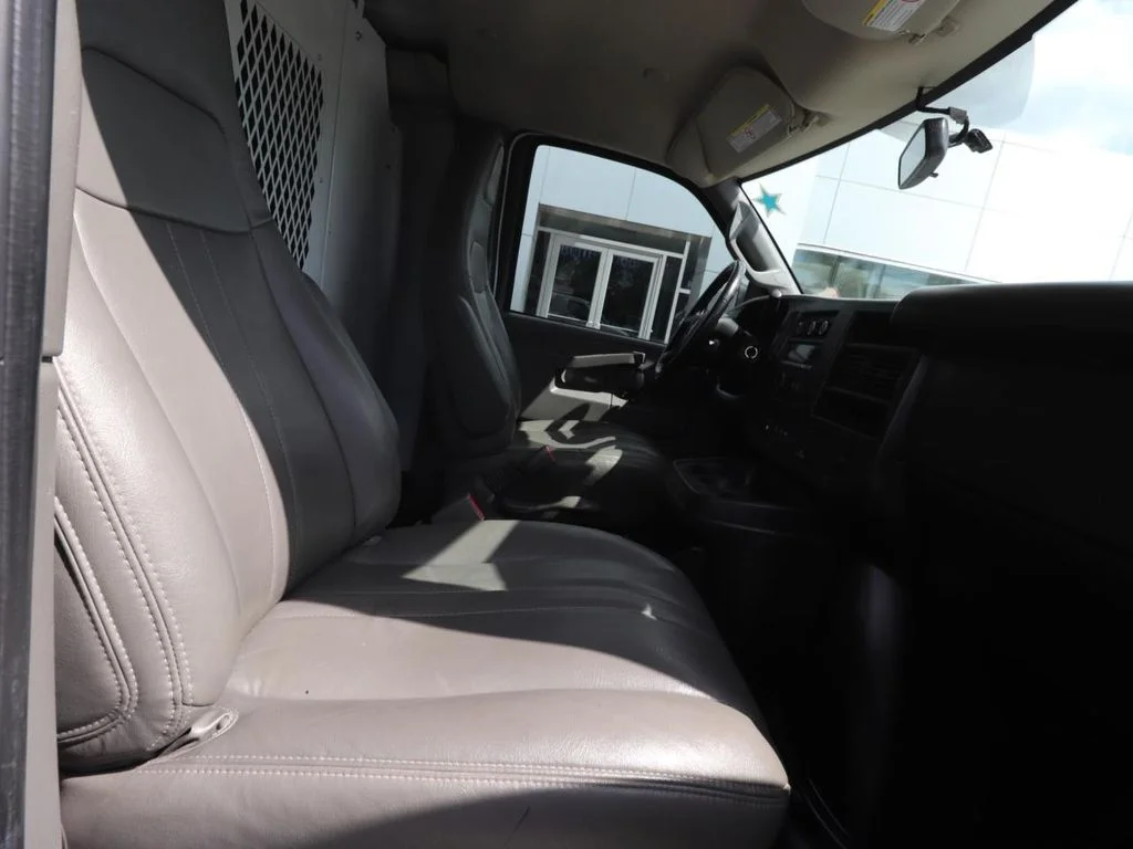 Certified Used 2023 White GMC Work Van image 6