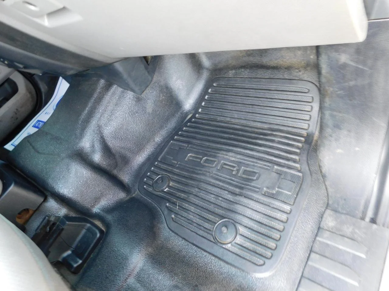 Used 2020 White Ford XL 4WD Crew Cab 6.75 ft Box image 18