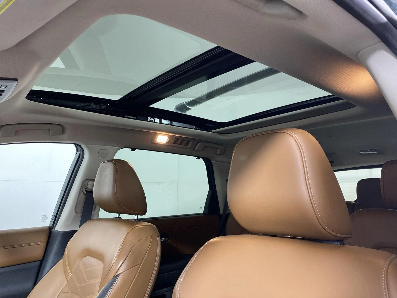 Used 2023 Obsidian Green Pearl Nissan Platinum image 14
