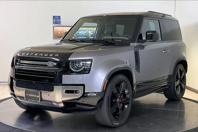 2022 Land Rover Defender X's photo
