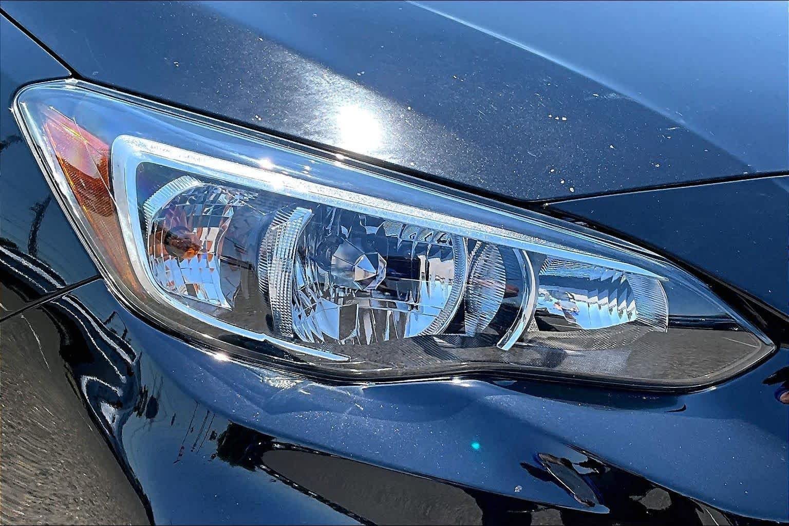 Used 2019 Crystal Black Silica Subaru Premium image 27