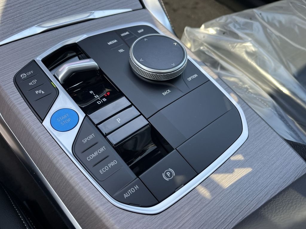 New 2026 Gray BMW xDrive40 image 20