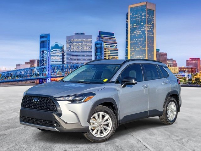 2025 Toyota Corolla Cross LE