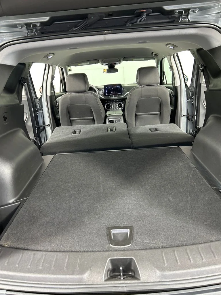 Used 2025 Gray Chevrolet LT image 20