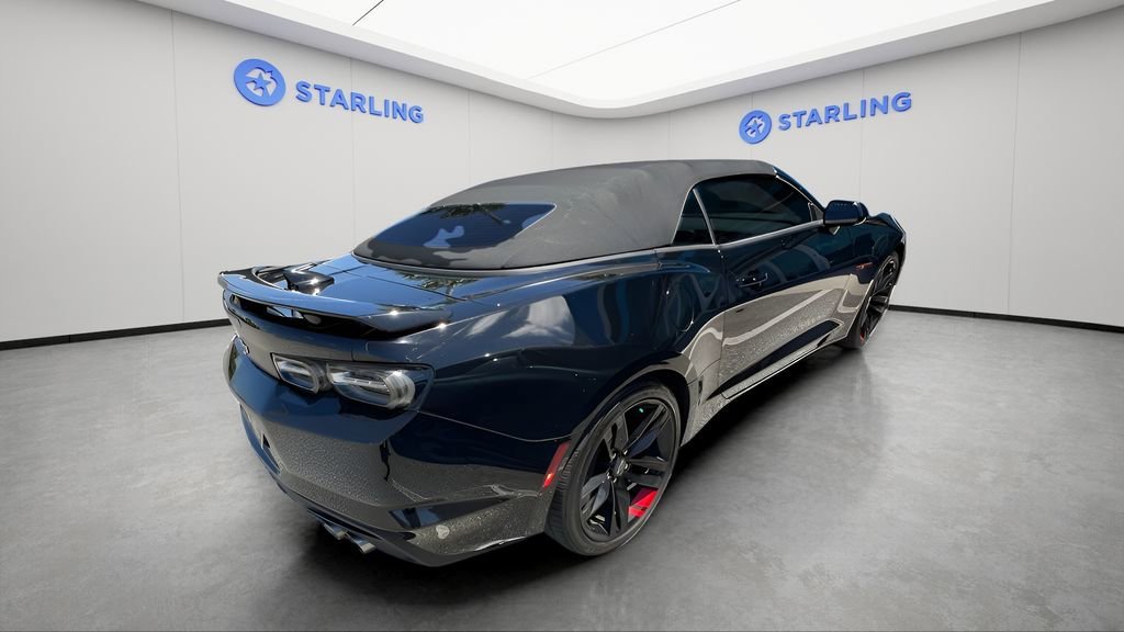 Certified Used 2022 Black Chevrolet 2LT image 5