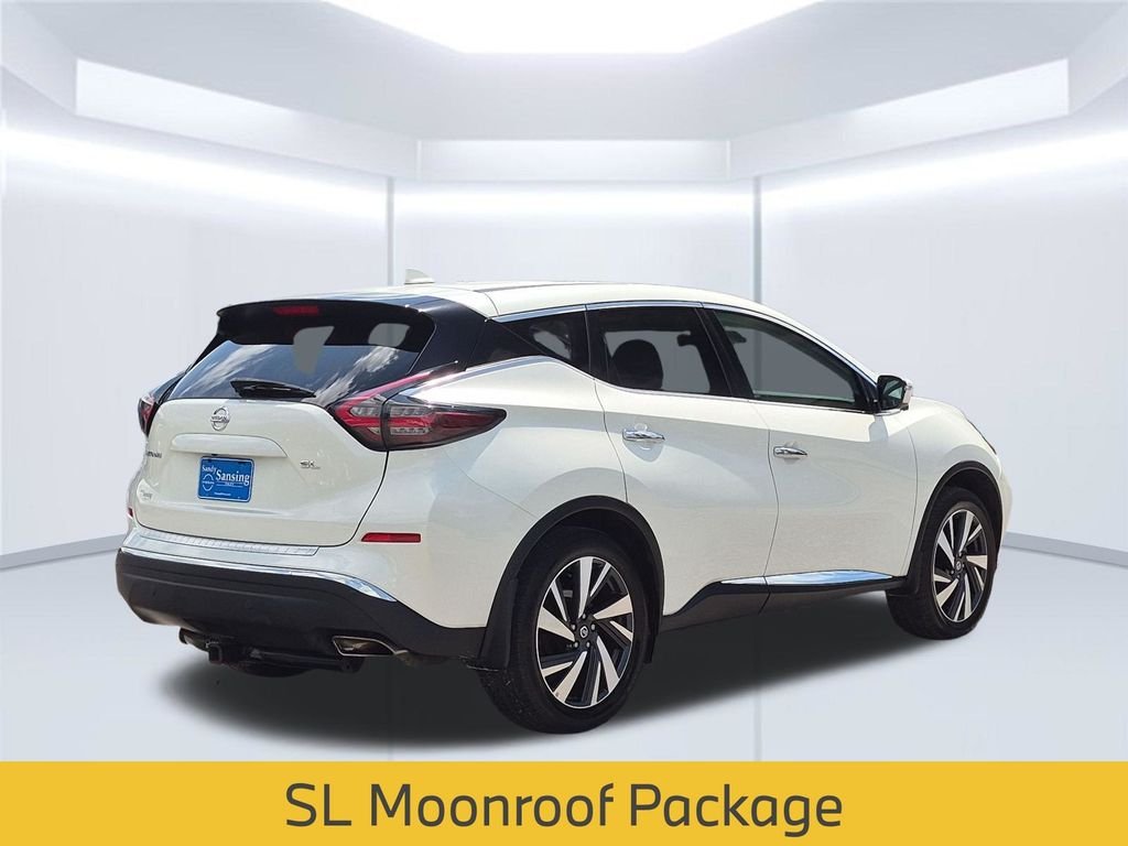 Used 2022 White Nissan SL image 7