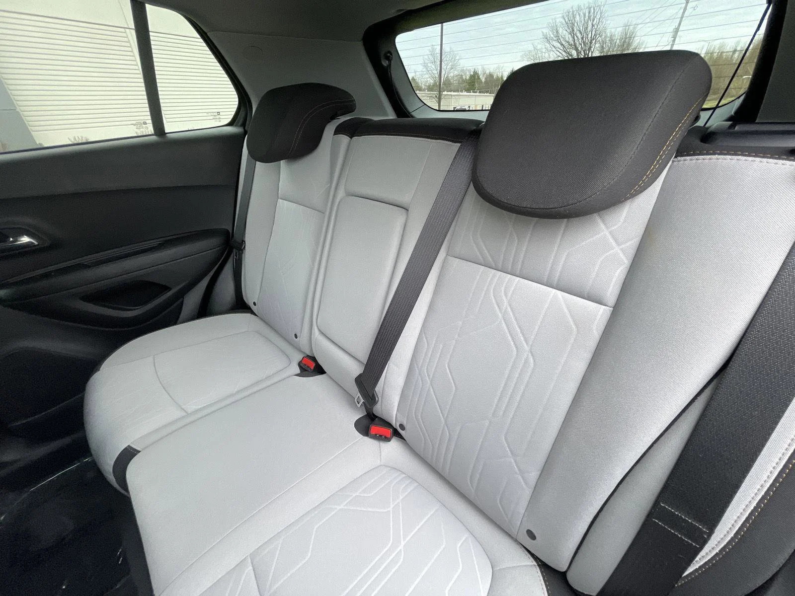 Used 2020 Pacific Blue Metallic Chevrolet LT image 18