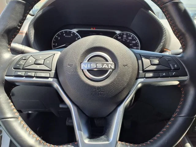 Certified Used 2025 White Nissan SR image 10