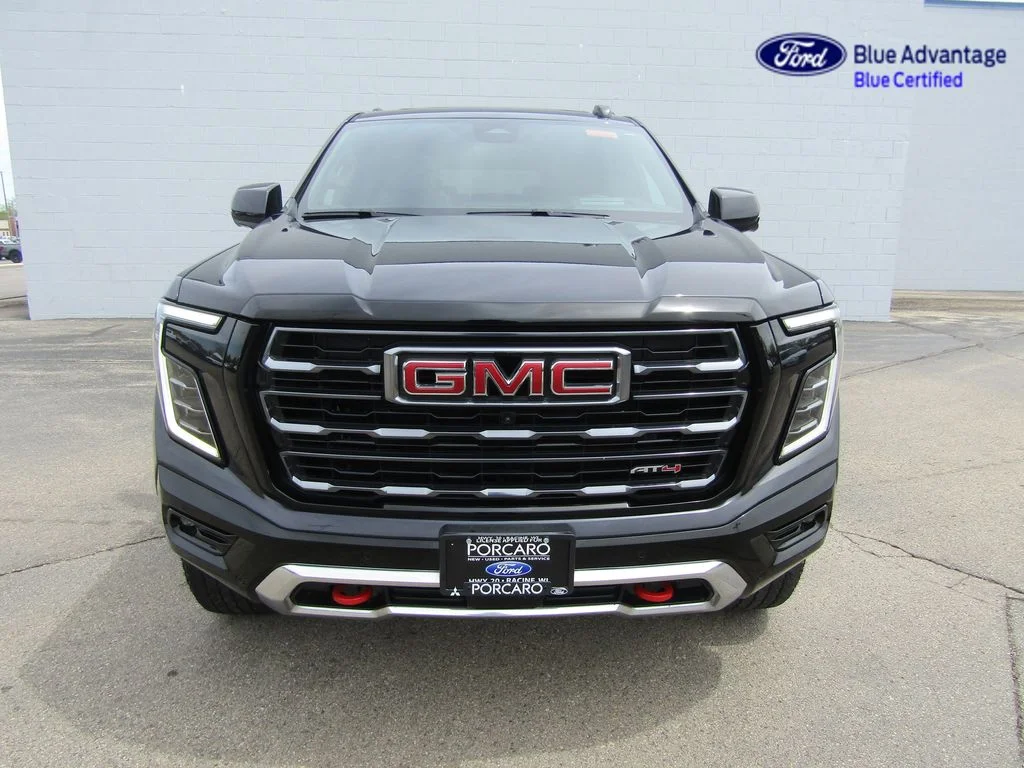 Certified Used 2025 Titanium Rush Metallic GMC AT4 image 4