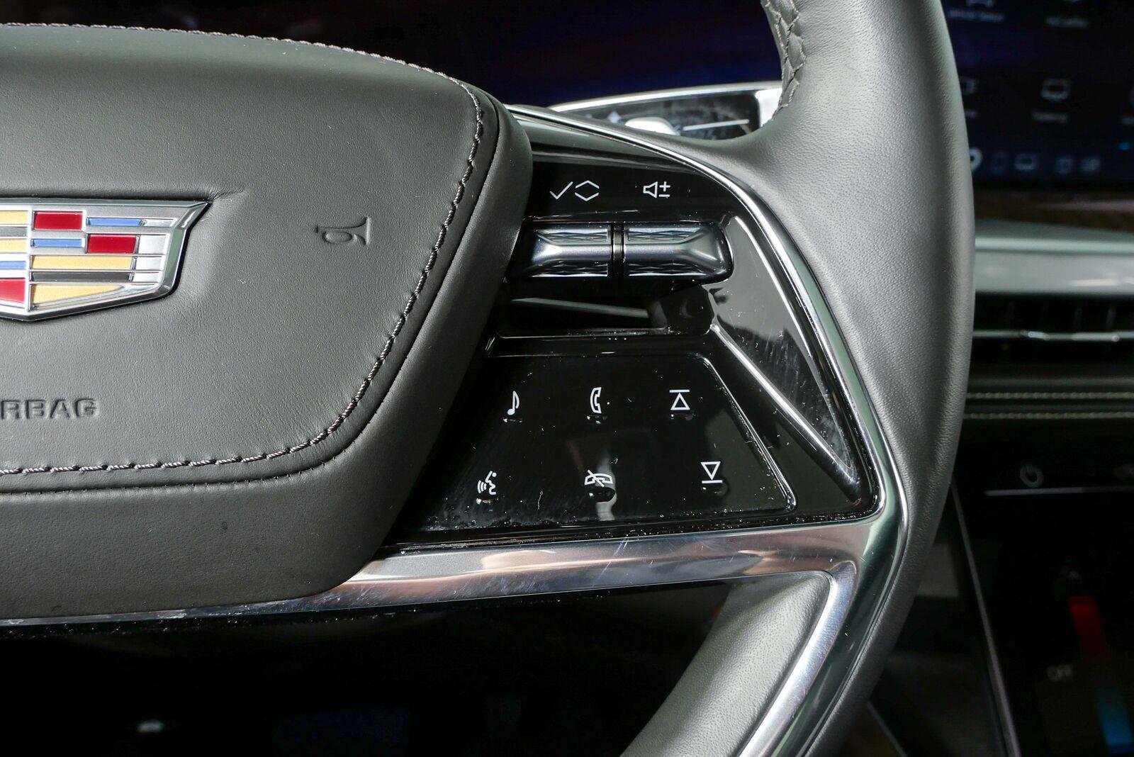 Used 2025 Black Raven Cadillac Sport Platinum image 12