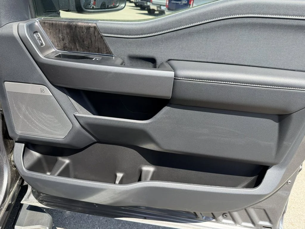 New 2026 Carbonized Gray Metallic Ford F-250® Lariat® image 9