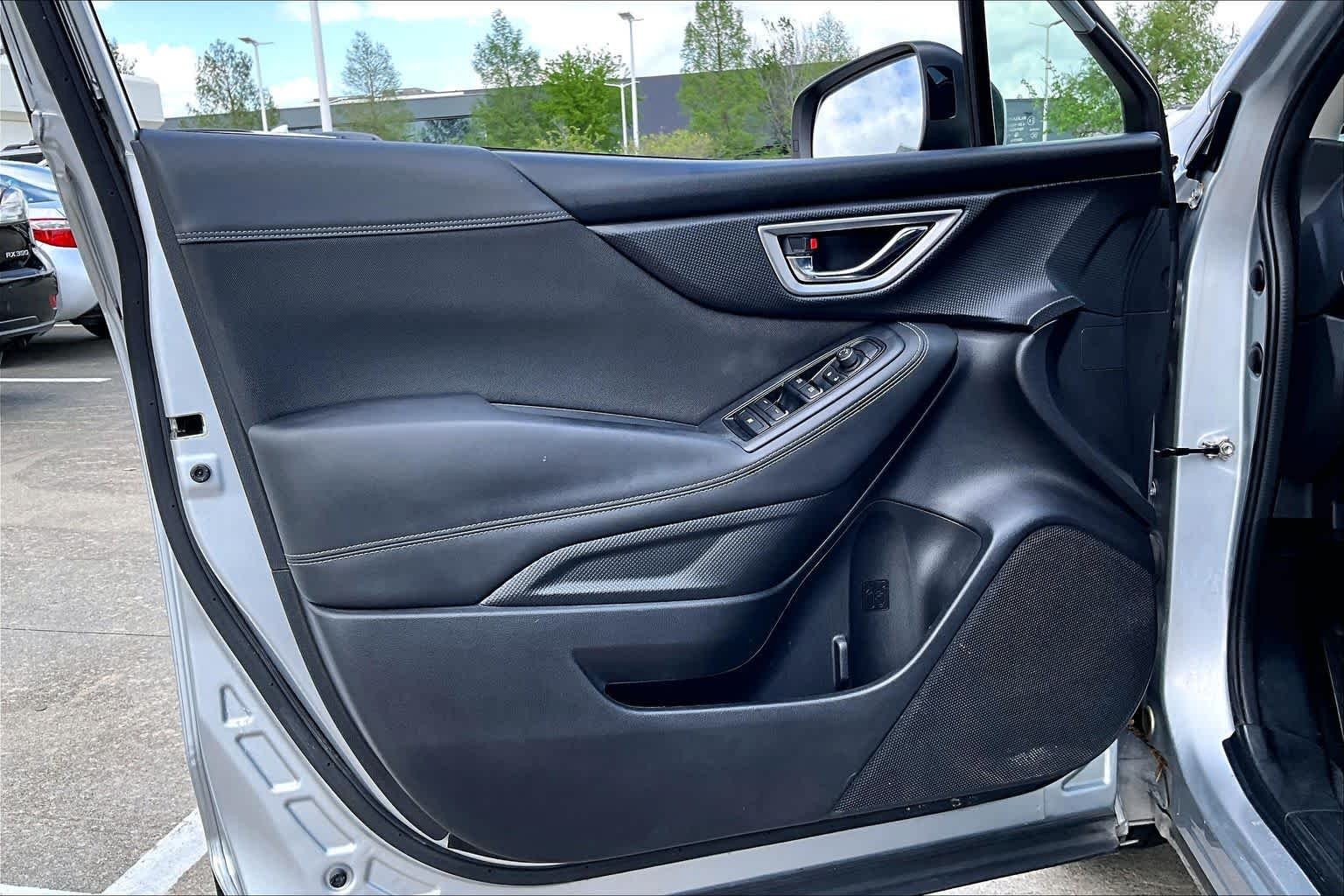 Used 2021 Ice Silver Metallic Subaru Premium image 20