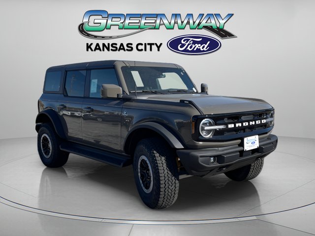 2025 Ford Bronco Outer Banks®
