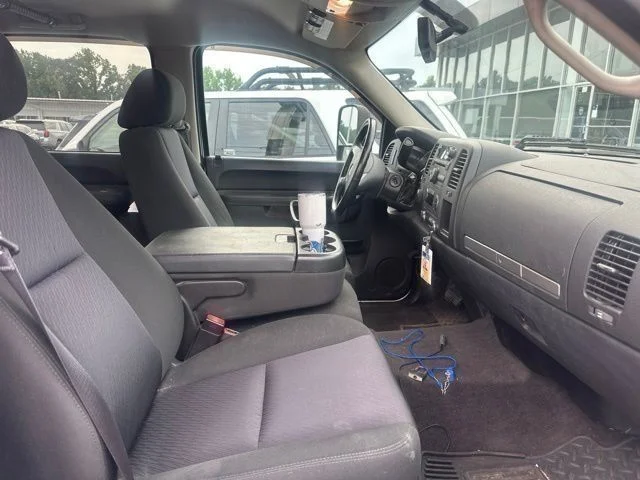 Used 2014 Silver Chevrolet LT image 21
