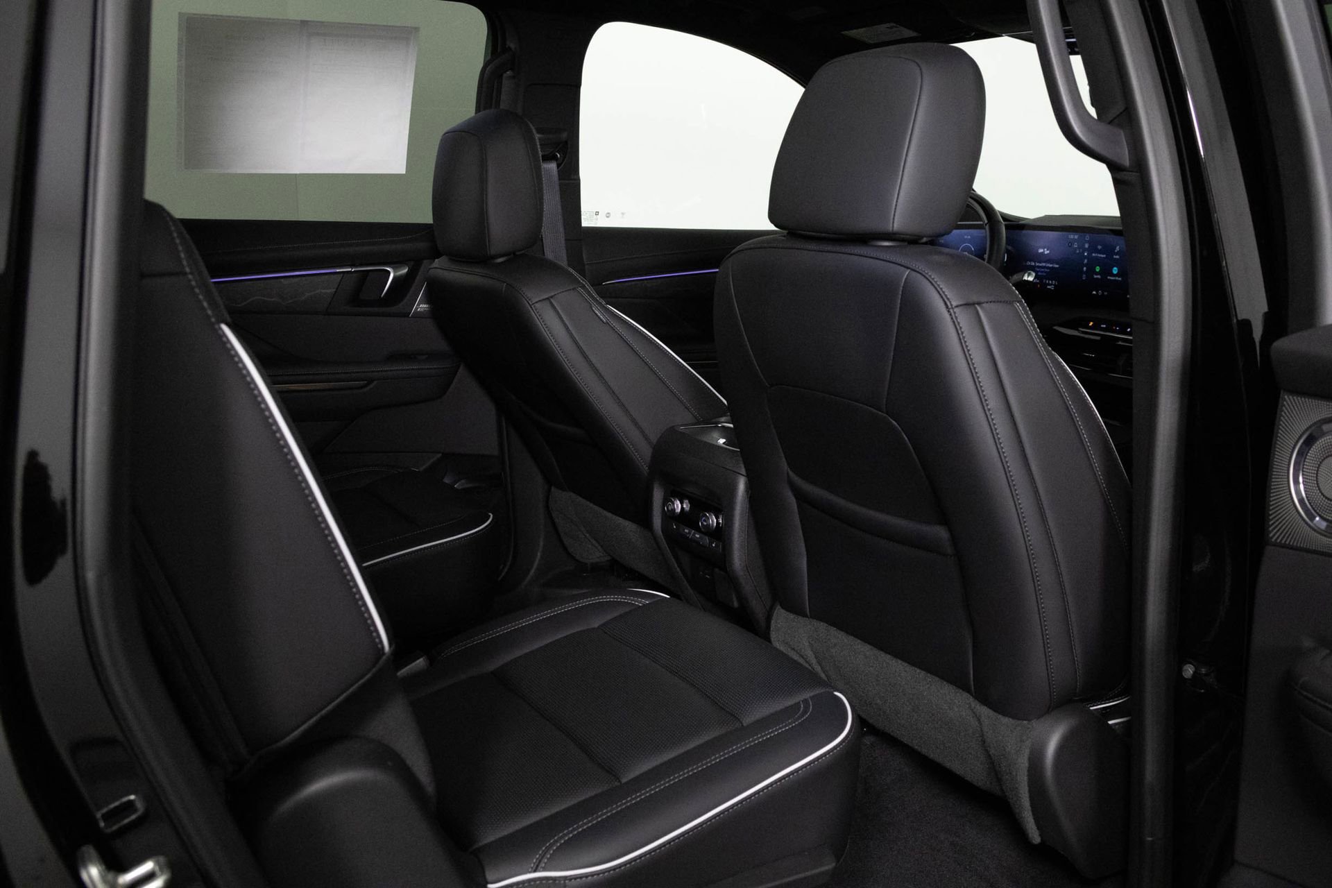 2025 BUICK ENCLAVE - Image 38